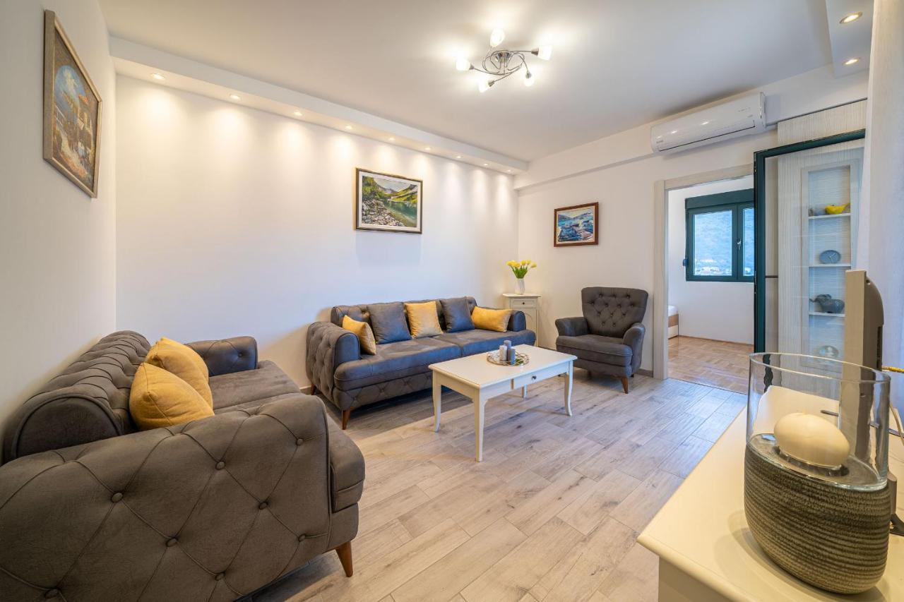 Boka View Luxury Suite - With Free Garage Parking Κότορ Εξωτερικό φωτογραφία