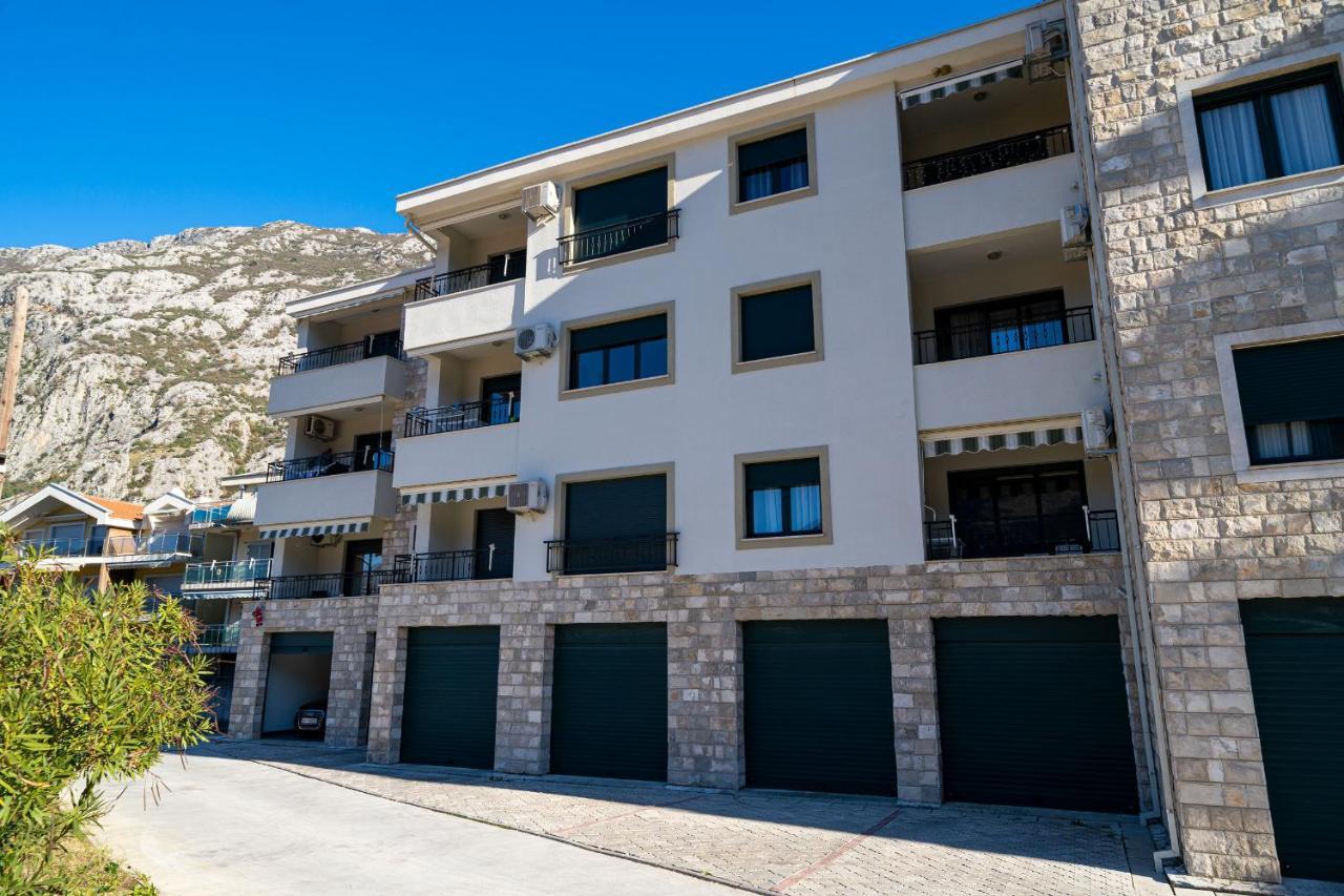 Boka View Luxury Suite - With Free Garage Parking Κότορ Εξωτερικό φωτογραφία