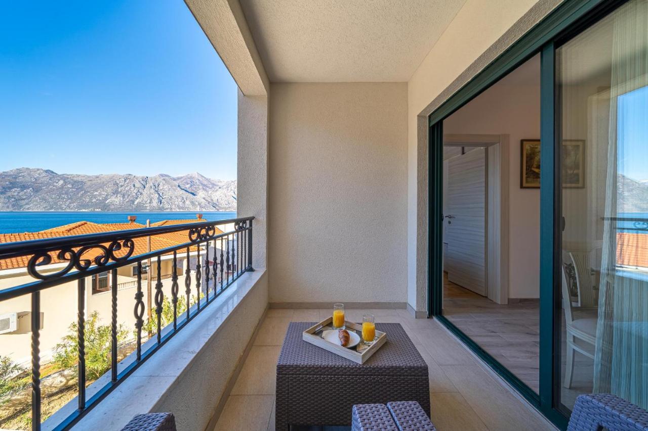 Boka View Luxury Suite - With Free Garage Parking Κότορ Εξωτερικό φωτογραφία