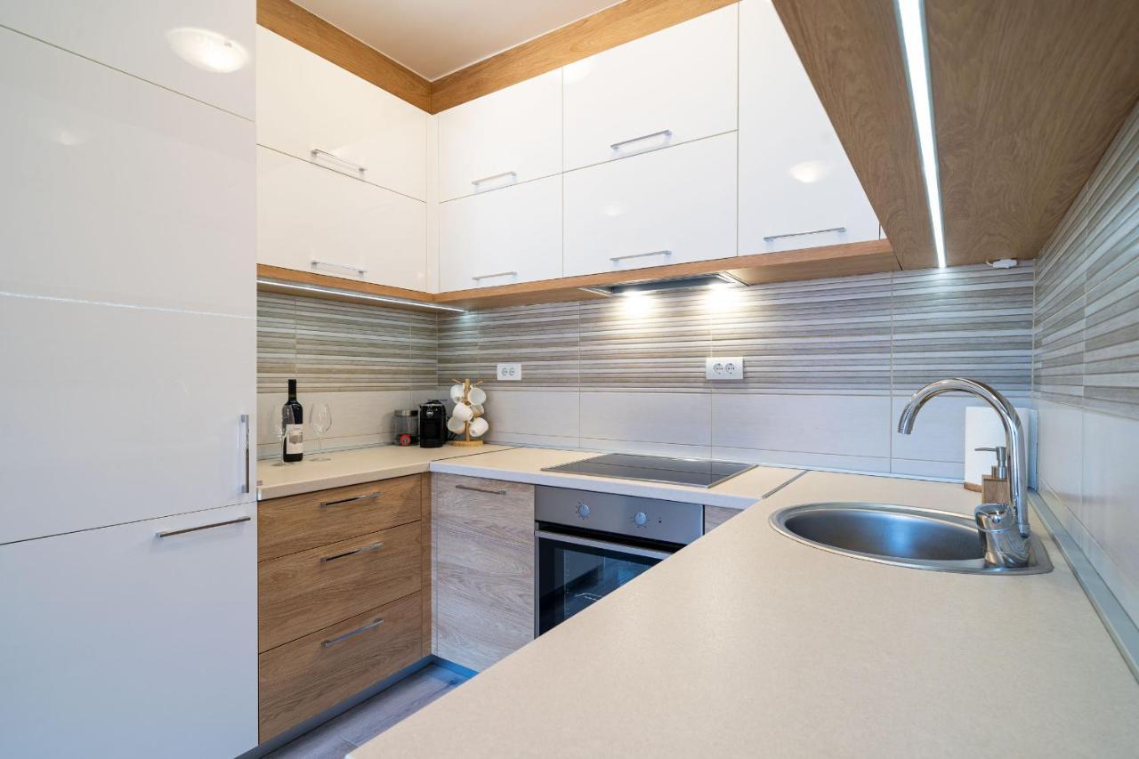 Boka View Luxury Suite - With Free Garage Parking Κότορ Εξωτερικό φωτογραφία