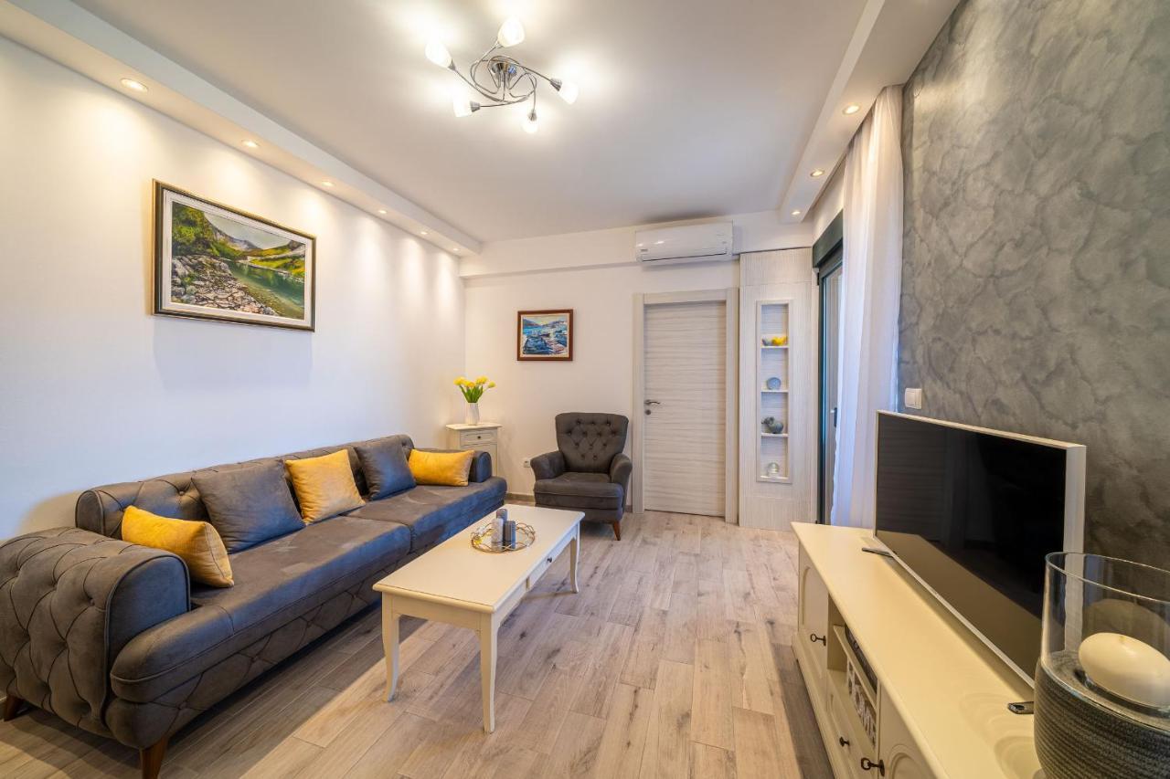 Boka View Luxury Suite - With Free Garage Parking Κότορ Εξωτερικό φωτογραφία