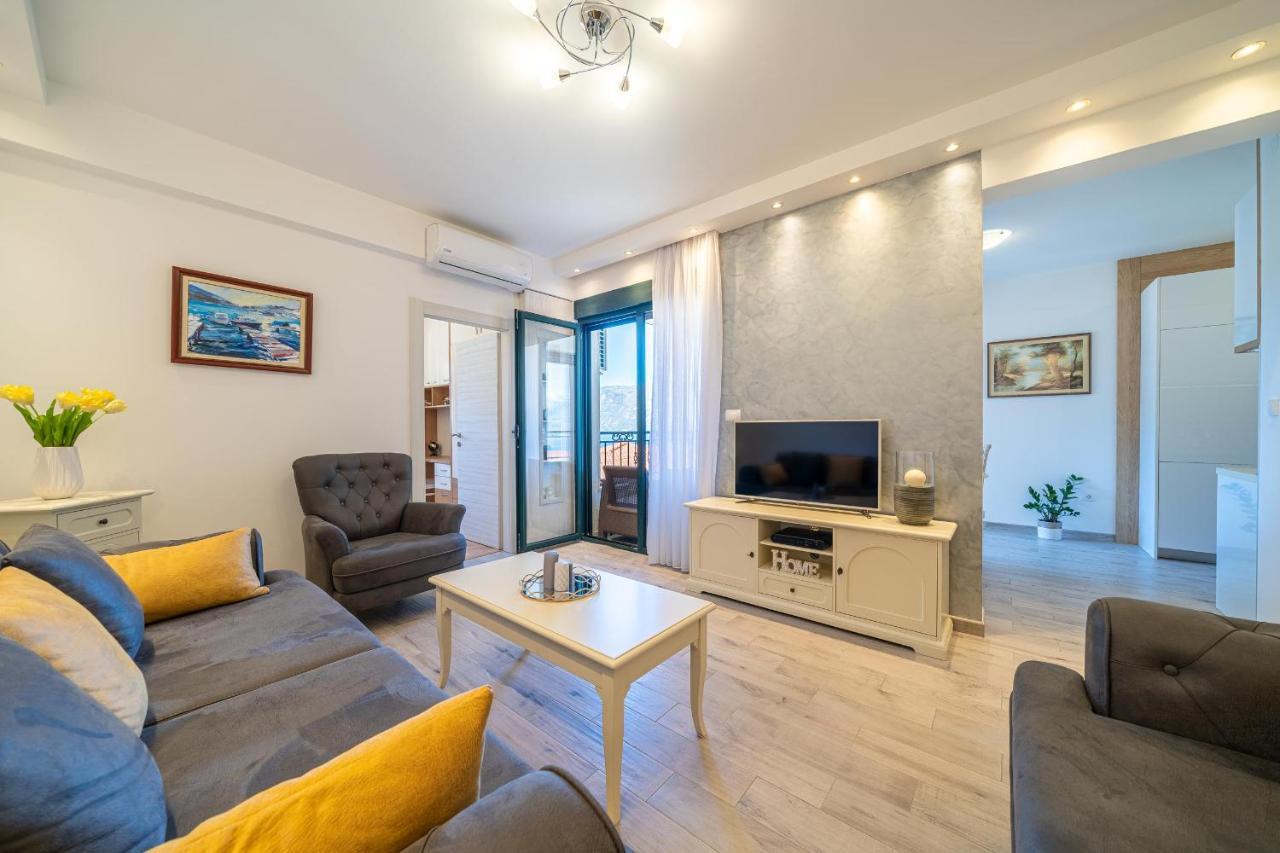 Boka View Luxury Suite - With Free Garage Parking Κότορ Εξωτερικό φωτογραφία
